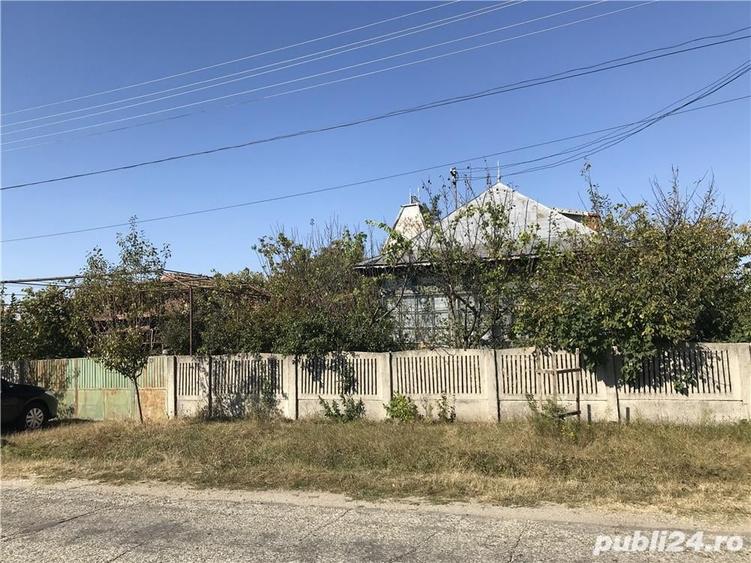 Casă cu 5 camere cu Teren 5500 Mp în Teslui