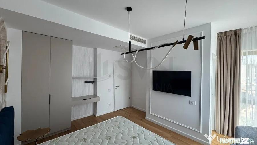 Casă cu 5 camere cu Teren 300 Mp în Băneasa