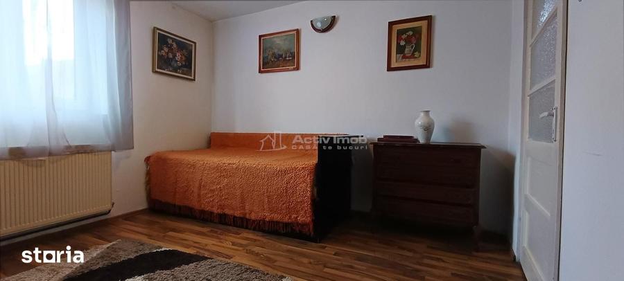 Casă cu 8 camere cu Teren 232 Mp în Ferentari