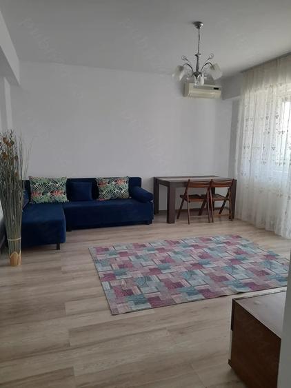 Apartament cu 2 camere semidecomandat în Berceni