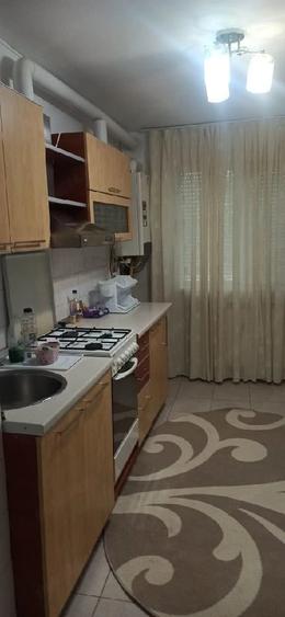 inchiriez apartament 2 camere - 2