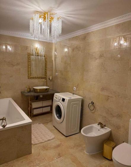 Apartament cu 3 camere, mobilat în 13 Decembrie