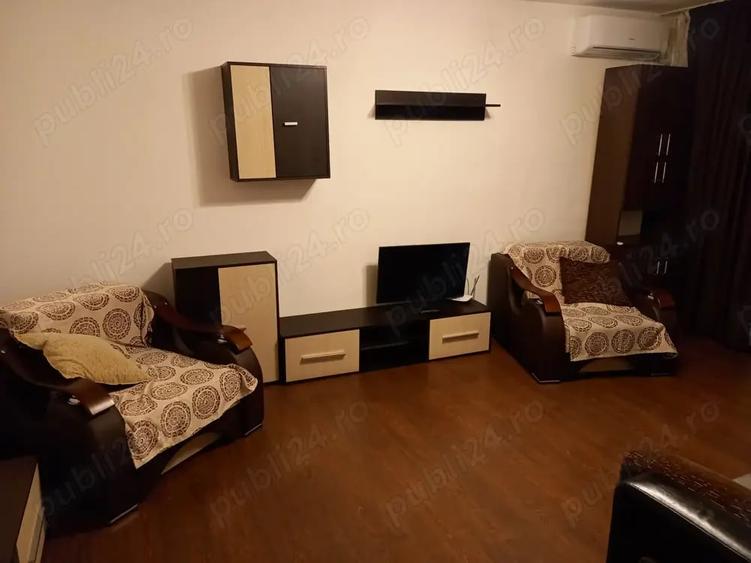 Apartament cu 2 camere decomandat în Vest