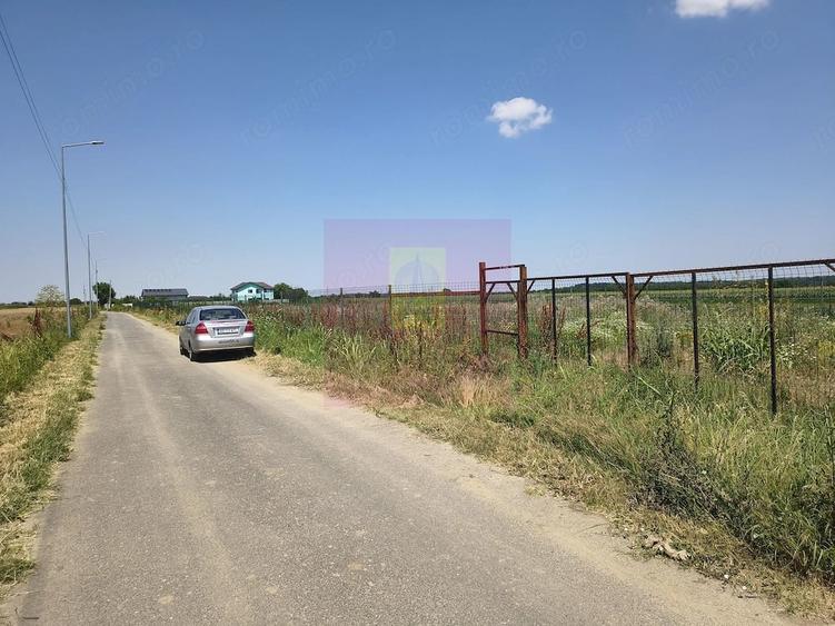 Teren de 582 mp, în Copăceni