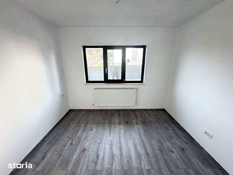Casă cu 4 camere cu Teren 310 Mp în Valea Lupului