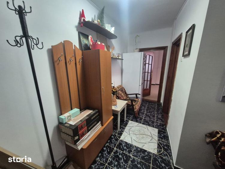 Apartament cu 2 camere, mobilat în Precista