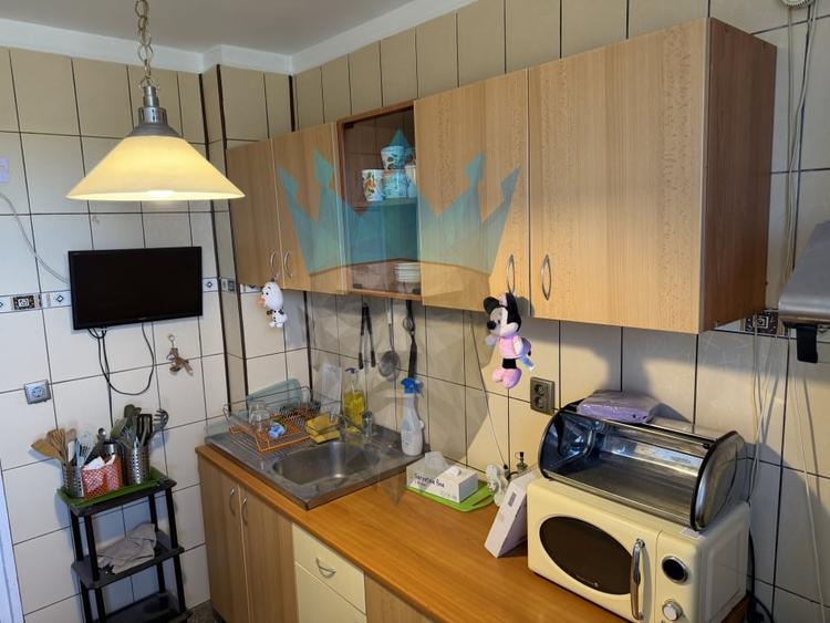 Apartament cu 2 camere decomandat, mobilat în Titan