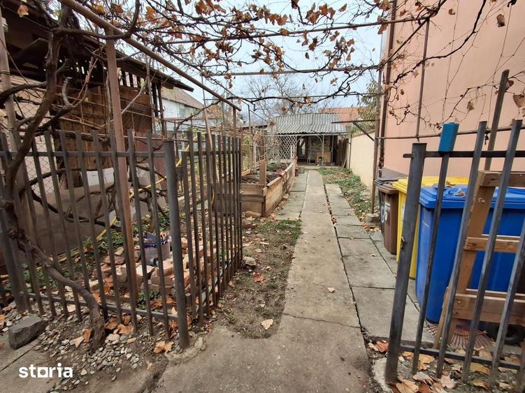 Casă cu 4 camere cu Teren 220 Mp în Șura Mică