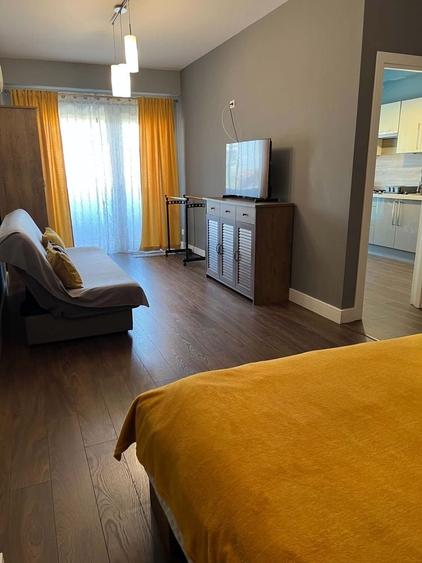Garsonieră decomandată în Decebal