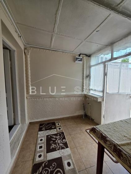 Casă cu 3 camere cu Canalizare în Palas