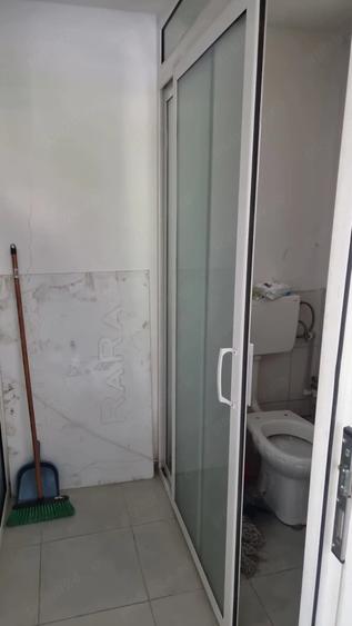 Spațiu comercial, de 17 mp, în Central