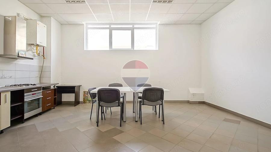 Spațiu comercial, de 370 mp, în Uzina 2