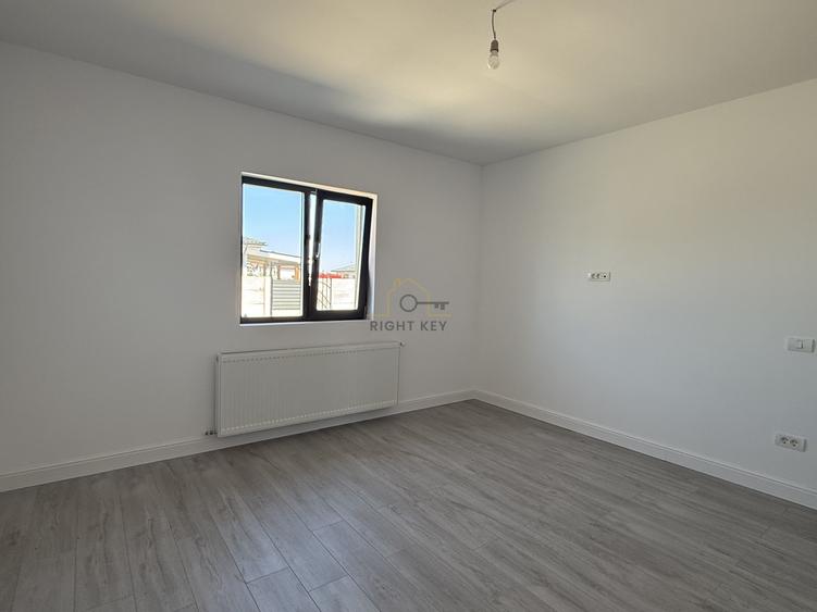 Casă individuală cu 5 camere cu Teren 500 Mp în Ciorogârla