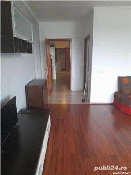 Apartament cu 3 camere decomandat în Fundeni