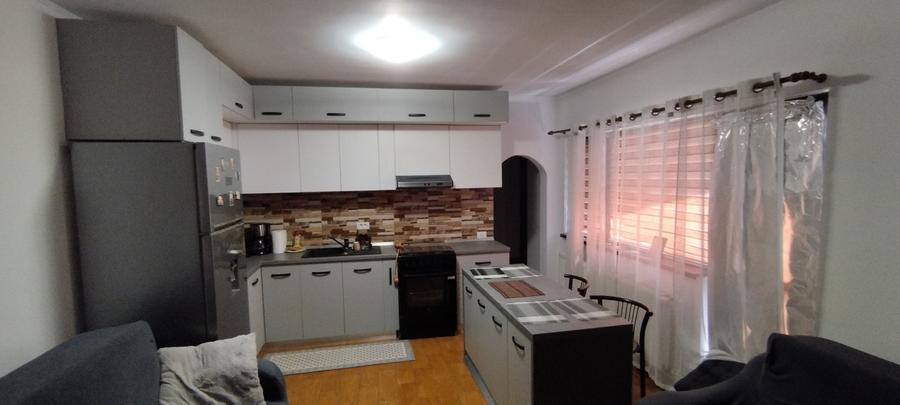 Apartament cu 3 camere semidecomandat în Adunații-Copăceni