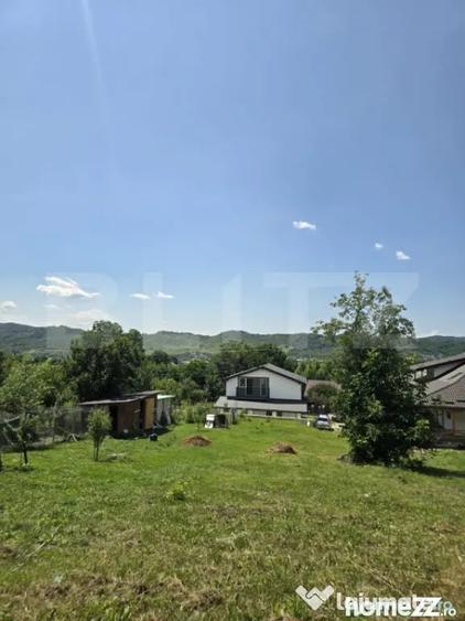 Casă cu 4 camere cu Teren 1458 Mp în Central