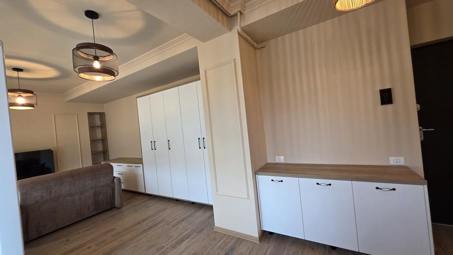 Apartament cu 2 camere în Decebal