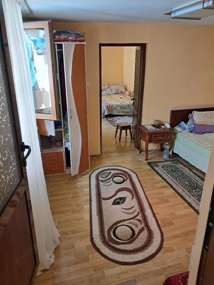 Casă cu 2 camere cu Teren 287 Mp în Păcii