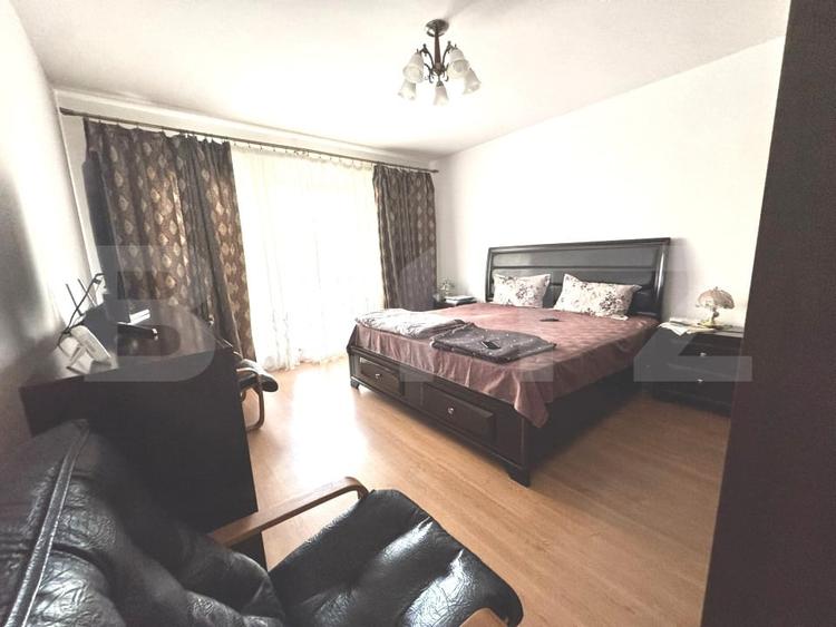 Apartament cu 2 camere decomandat, mobilat în Tractorul