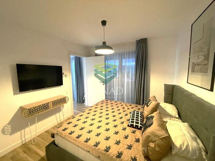 Apartament cu 3 camere semidecomandat, mobilat în Titulescu