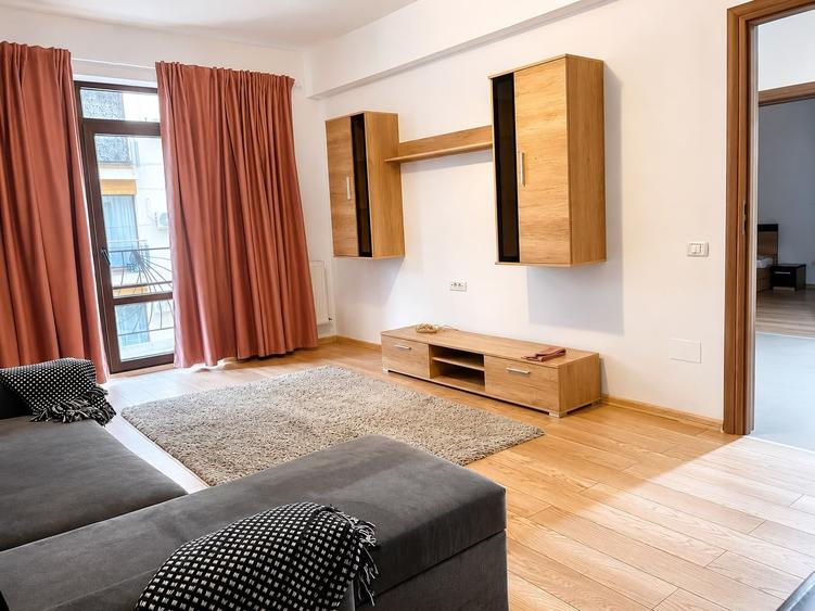 Apartament cu 2 camere decomandat în Fundeni