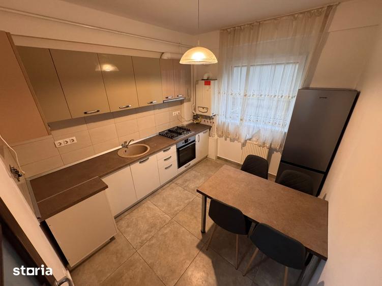 DE INCHIRIAT Apartament 2 camere, 52mp, parter - Complexul Studentesc - 6