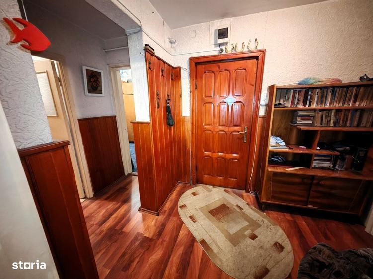 Apartament cu 3 camere decomandat în Zimbru