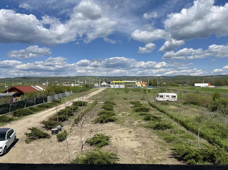 Casă cu Teren 1350 Mp în Central