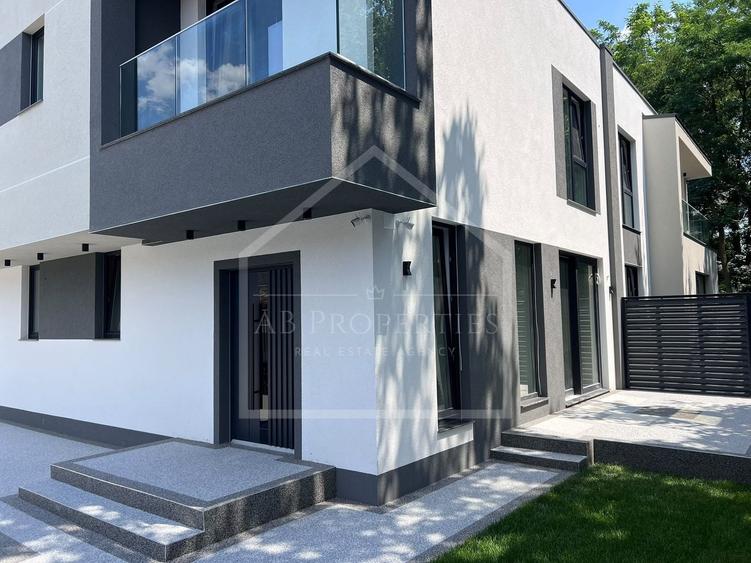 Duplex cu 4 camere cu Canalizare în Străulești