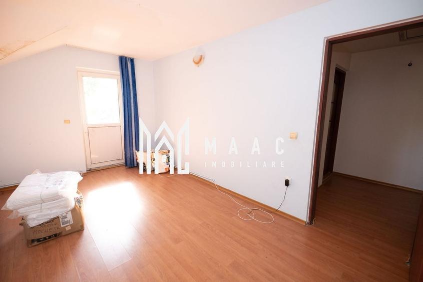 Casă individuală cu 4 camere cu Canalizare în Goranu