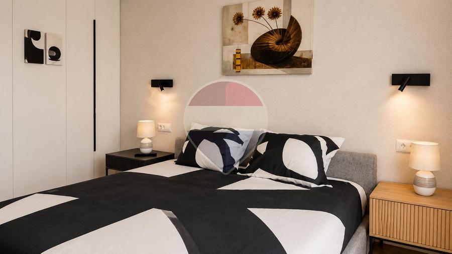 Apartament cu 3 camere decomandat, mobilat în Băneasa