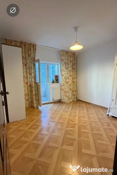 Apartament cu 3 camere decomandat în Obcini