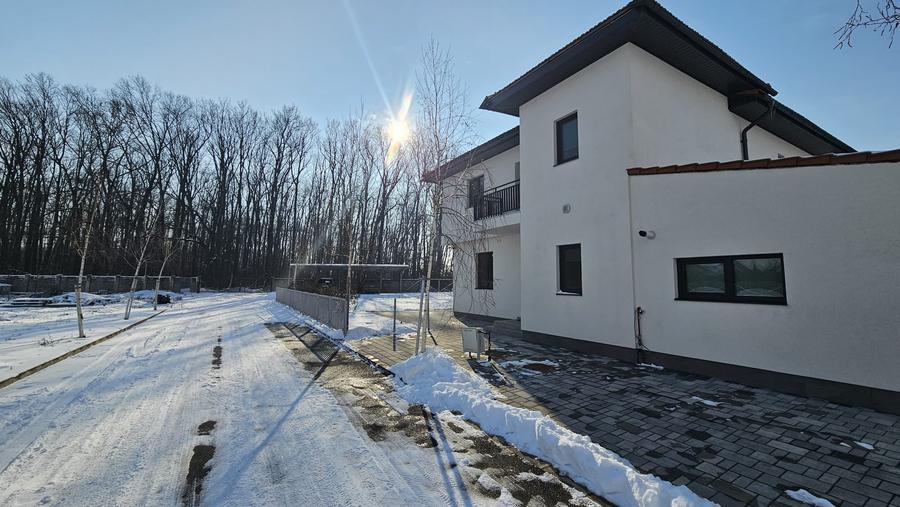 Casă individuală cu 4 camere cu Canalizare în Corbeanca