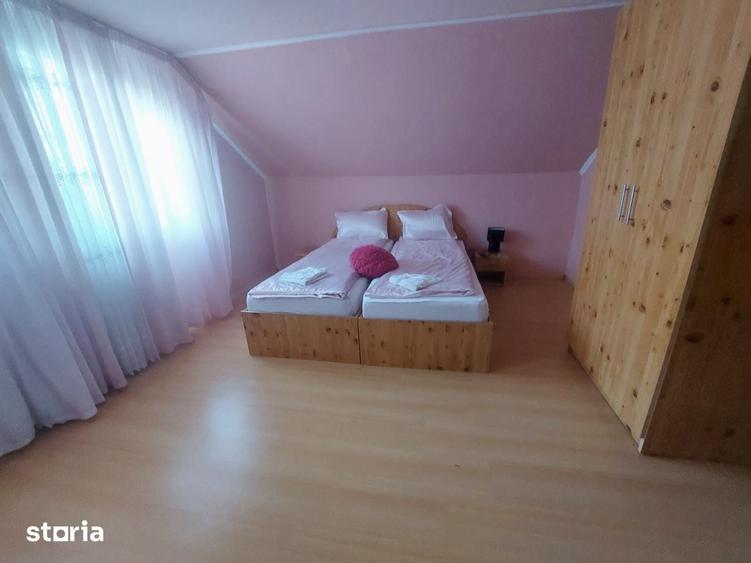 Casă cu 6 camere cu Teren 5995 Mp în Hidiș