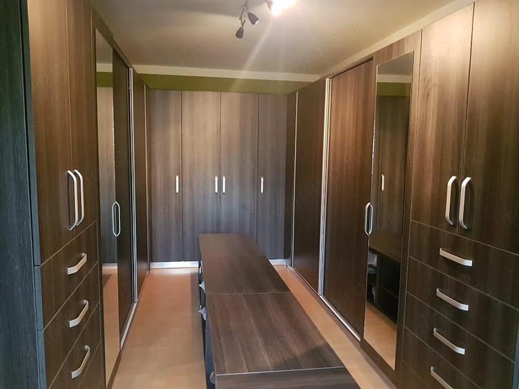 Casă cu Teren 2800 Mp în Aurel Vlaicu