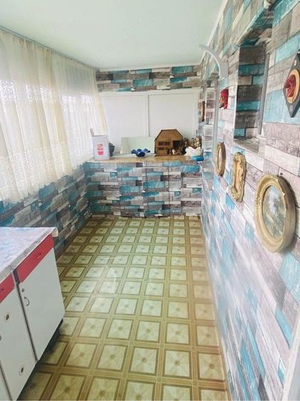 Apartament cu 2 camere semidecomandat, mobilat în Iancului