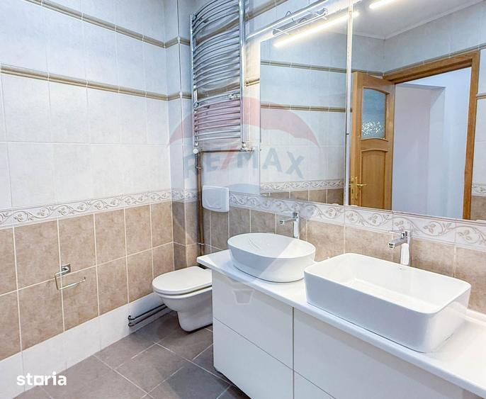 Apartament cu 4 camere, mobilat în Universitate