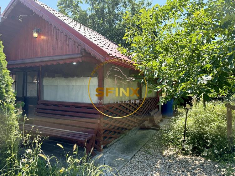 Casă individuală cu 5 camere cu Teren 2850 Mp în Tunari