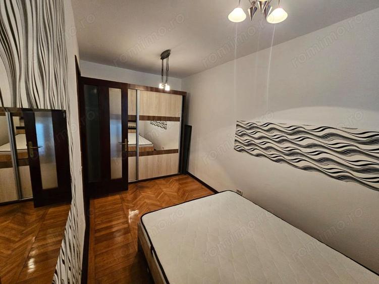 Apartament cu 3 camere decomandat în Ultracentral