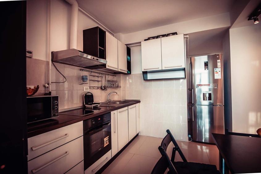 Apartament cu 3 camere decomandat în Central