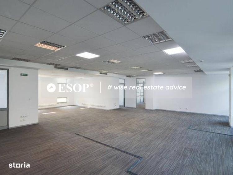 Spațiu comercial, de 300 mp, în Romană