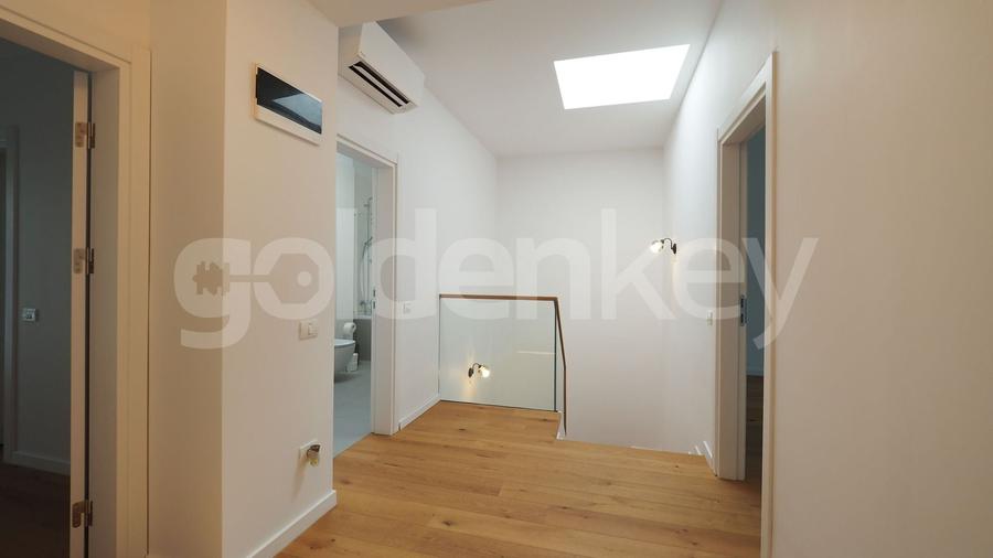 Duplex cu 4 camere cu Canalizare în Pipera
