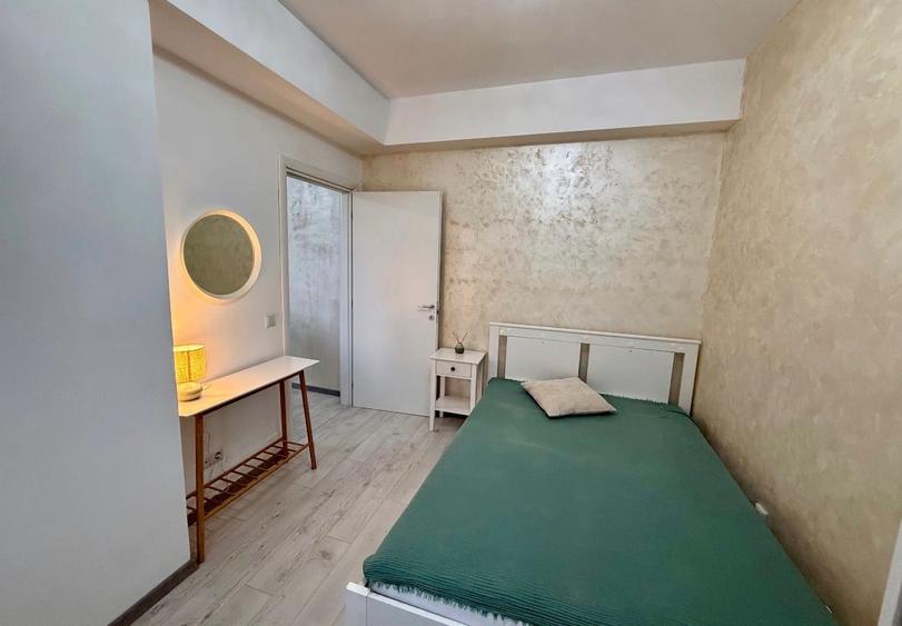 Garsonieră nedecomandată în Gorjului