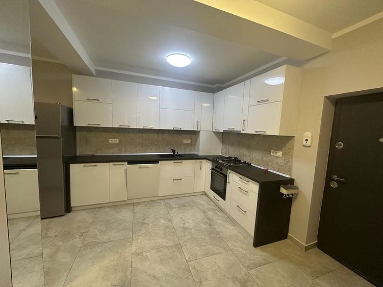Apartament cu 2 camere decomandat, mobilat în Dumbrăvița