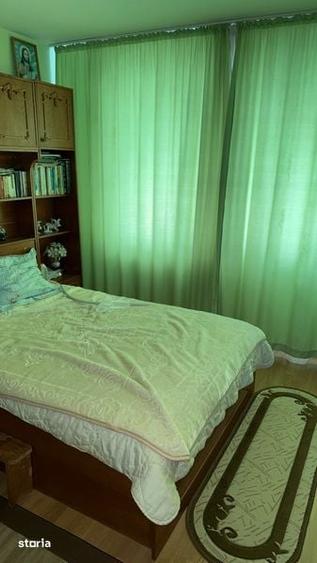 Apartament cu 2 camere decomandat în Cornișa