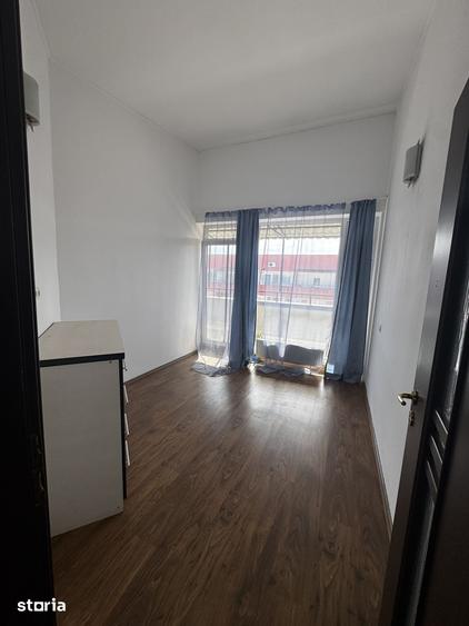 Apartament cu 3 camere în UTA