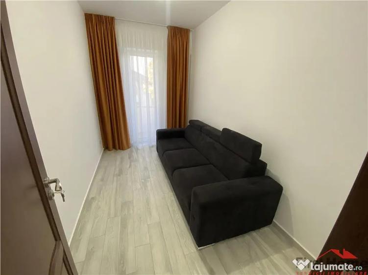 Apartament cu 3 camere decomandat, mobilat în Ultracentral