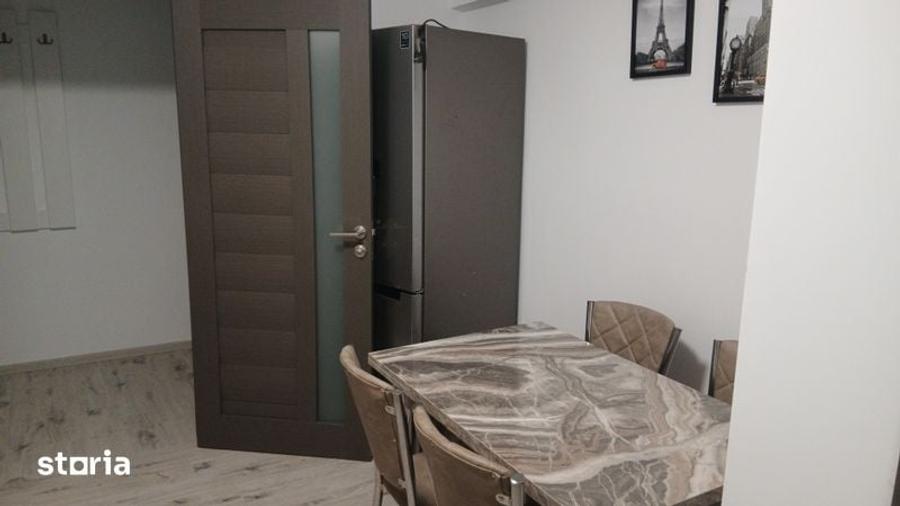 Proprietar inchiriez 3 camere central - 3