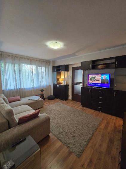 Apartament cu 2 camere nedecomandat în Cișmigiu