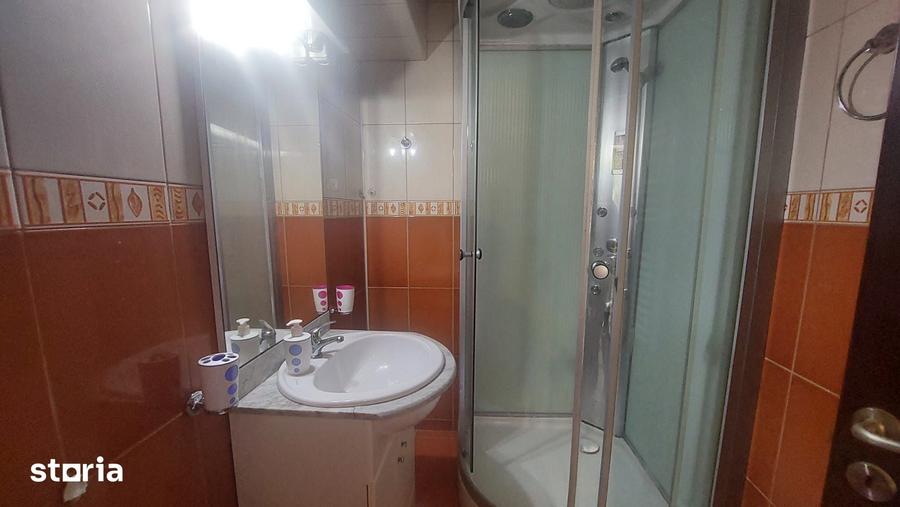 Apartament cu 2 camere semidecomandat în Horea